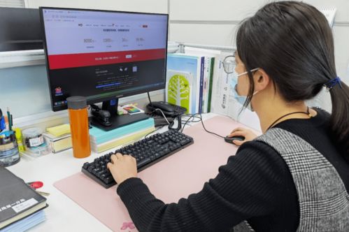 第一分局線上線下協(xié)同發(fā)力 實(shí)現(xiàn)互聯(lián)網(wǎng)藥品信息服務(wù)資格證書零時差核查